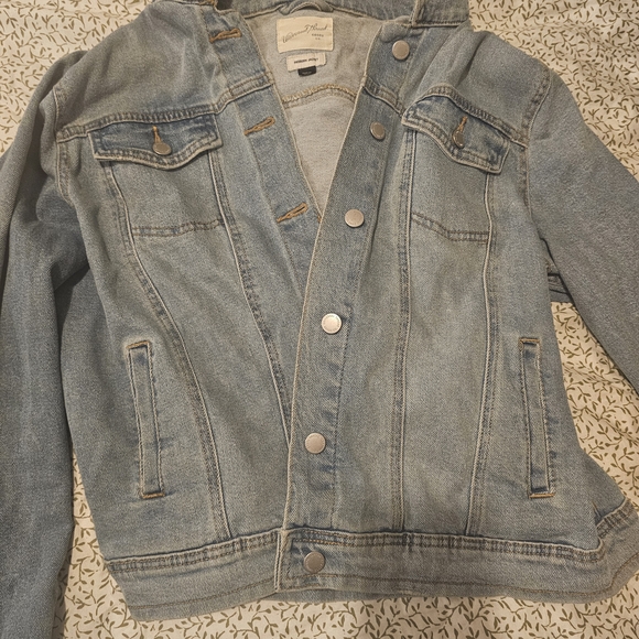 Universal Thread Jackets & Blazers - Universal Thread Light Blue Denim Freeborn Jacket